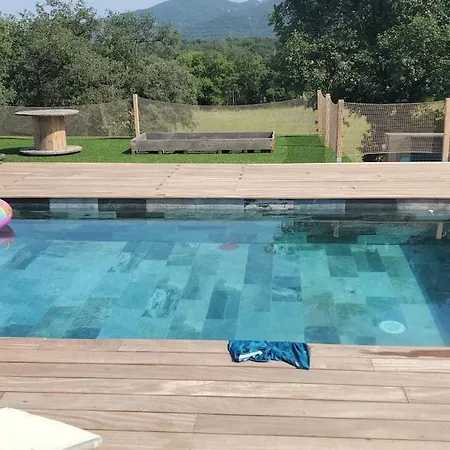 Maison Familiale Avec Piscine *